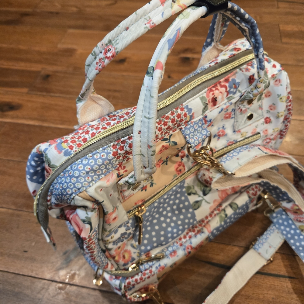 Floral Patchwork Insulated Lunch Bag Backpack with Multiple Pockets